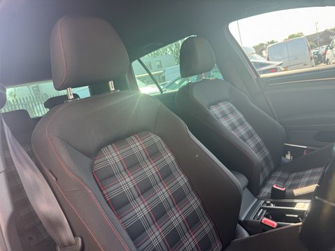 Volkswagen Golf 2.0 TSI BlueMotion Tech GTI Performance Hatchback 5dr Petrol Manual Euro 6 10