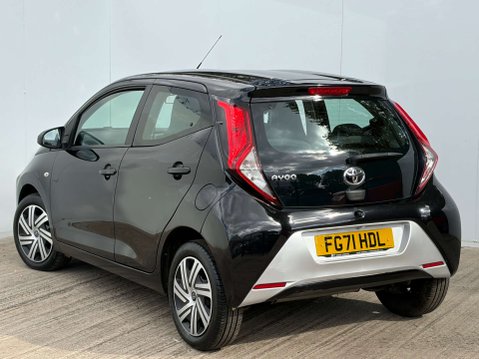 Toyota Aygo 1.0 Aygo X-Play TSS VVT-i 5dr 24