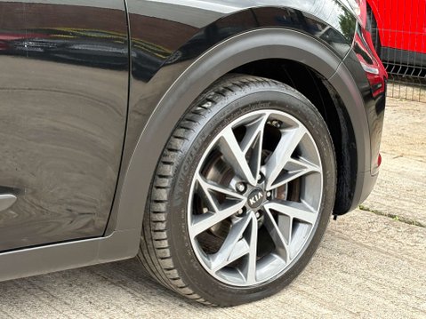 Kia Niro 1.6 Niro 4 HEV Semi-Auto 5dr 12