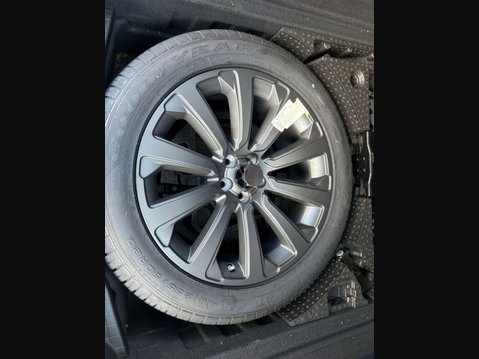 Land Rover Range Rover Velar 2.0 P250 R-Dynamic SE SUV 5dr Petrol Auto 4WD Euro 6 (s/s) (250 ps) 66