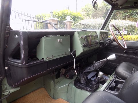 Land Rover Defender 110 2.5 Diesel 68