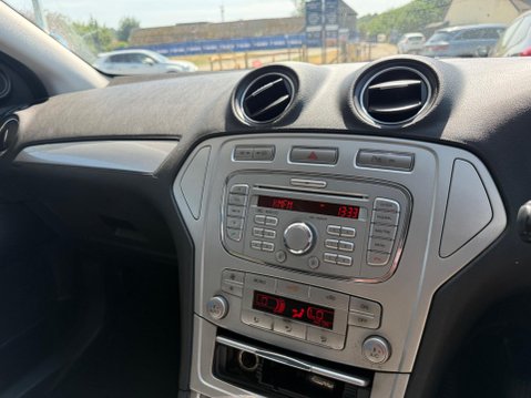 Ford Mondeo 2.0 TDCi Zetec 5dr 11