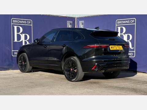 Jaguar F-Pace 2.0 D200 MHEV R-Dynamic Black SUV 5dr Diesel Auto AWD Euro 6 (s/s) (204 ps) 6