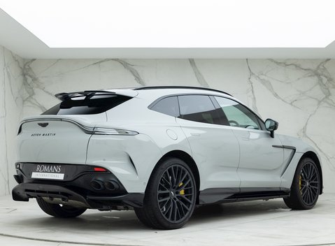 Aston Martin DBX 707 7