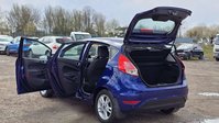 Ford Fiesta 1.0T EcoBoost Zetec Hatchback 5dr Petrol Powershift Euro 6 (100 ps) 9