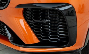 Jaguar F-Pace SVR 37