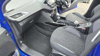 Peugeot 2008 1.2 PureTech Signature SUV 5dr Petrol EAT Euro 6 (s/s) (130 ps) 41