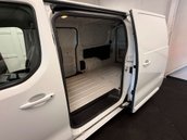 Vauxhall Vivaro 1.5 Vivaro 2900 Sportive S/S 27