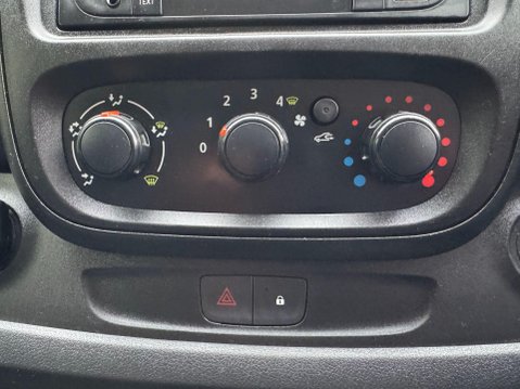 Vauxhall Vivaro 1.6 CDTi 2900 ecoFLEX Panel Van 5dr Diesel Manual L1 H1 Euro 5 (s/s) (90 ps 39