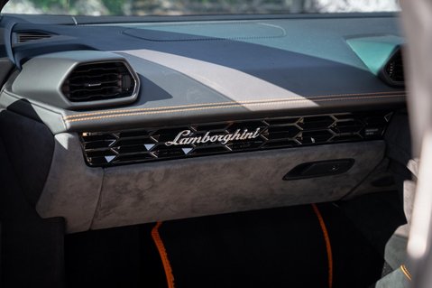 Lamborghini Huracan 5.2 V10 Sterrato LDF 4WD Euro 6 (s/s) 2dr 34