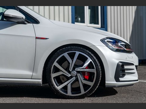 Volkswagen Golf 2.0 Golf GTi Performance TSi Semi-Auto 5dr 6
