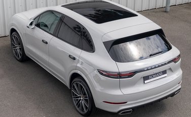 Porsche Cayenne V6 9