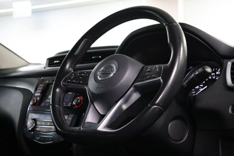 Nissan Qashqai DIG-T TEKNA 12