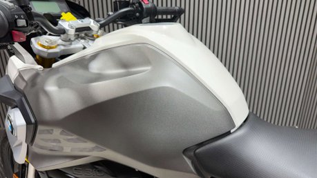 BMW G310GS 2021 ONLY 7K LIGHTWEIGHT ADVENTURE BIKE NEW MOT A2 READY 32