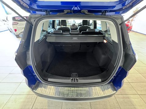 Ford Kuga 1.5 TDCi Titanium Euro 6 (s/s) 5dr 36