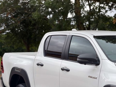 Toyota Hilux 2.8 Hilux Invincible X MHEV 4WD A 4WD 4dr 10
