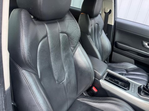 Land Rover Range Rover Evoque 2.2 SD4 Pure 4WD Euro 5 (s/s) 5dr 5