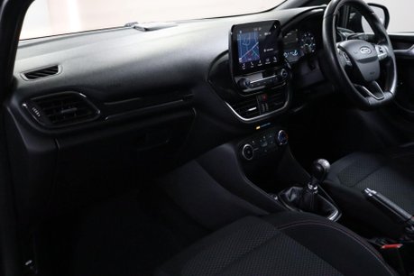 Ford Fiesta ST-LINE 34