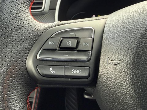 MG ZS 72.6kWh Trophy Long Range SUV 5dr Electric Auto (156 ps) 35