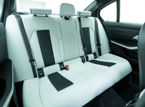 BMW M3 Competition 12