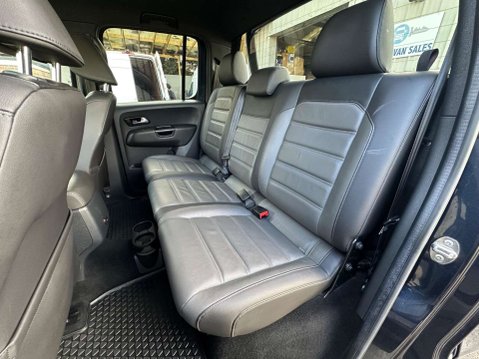 Volkswagen Amarok 3.0 TDI V6 Black Edition Auto 4Motion Euro 6 (s/s) 4dr 44