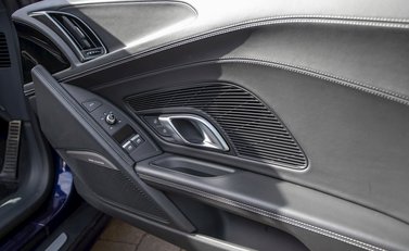 Audi R8 V10 Spyder 21