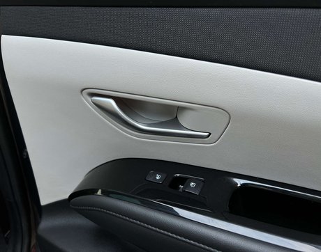 Hyundai TUCSON T-GDI ULTIMATE Petrol Hybrid 34