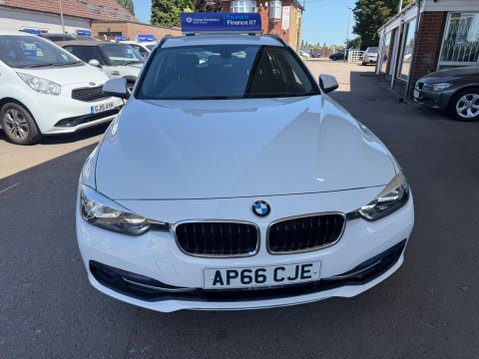 BMW 3 Series 2.0 320d Sport Touring Euro 6 (s/s) 5dr 9