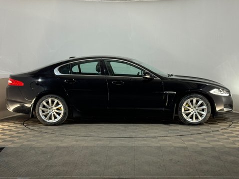 Jaguar XF 4