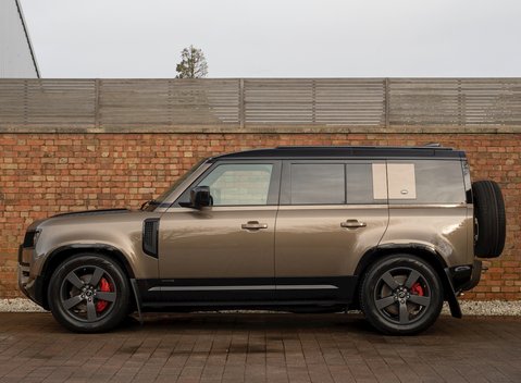 Land Rover Defender 110 X P400 2