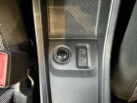Mini Hatch 2.0S Classic Steptronic Euro 6 (s/s) 5dr 32