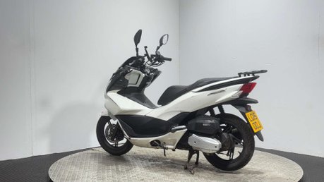 Honda PCX 2015 WW SPARES OR REPAIR PROJECT LEARNER SCOOTER 125CC BIKE 5