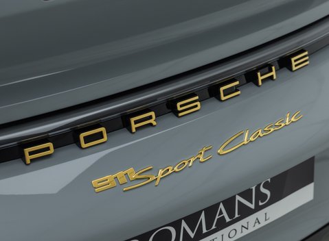 Porsche 911 SPORT CLASSIC (992) 42
