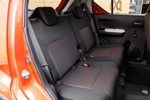 Suzuki Ignis SZ-T DUALJET SHVS MHEV 32