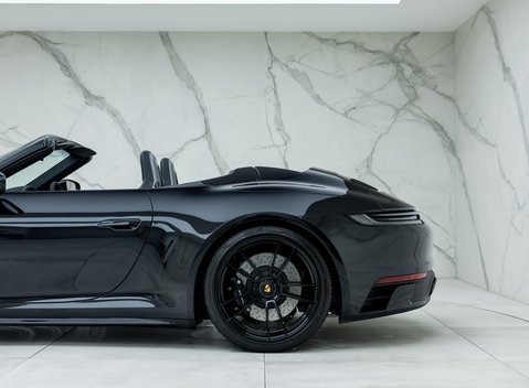 Porsche 911 Carrera GTS Cabriolet (992) 35
