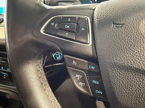 Ford Kuga 2.0 TDCi Titanium Powershift AWD Euro 6 (s/s) 5dr 27