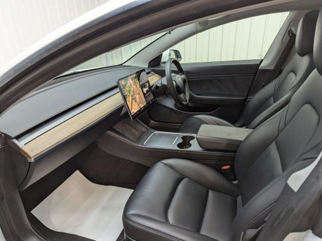 Tesla Model 3 Model 3 Long Range AWD 4WD 4dr 54