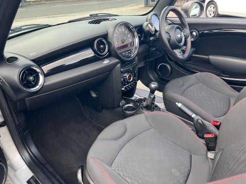 Mini Convertible 1.6 One Euro 6 2dr 30