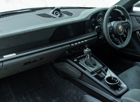 Porsche 911 GT3 RS (992) 22