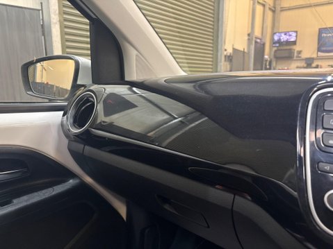 Volkswagen Up 1.0 High up! Euro 5 3dr 23