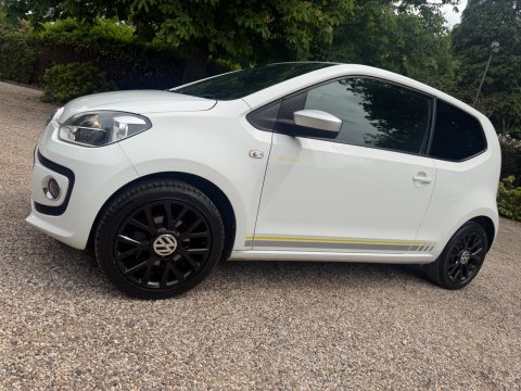 Volkswagen Up 1.0 Street up! Euro 6 3dr 7