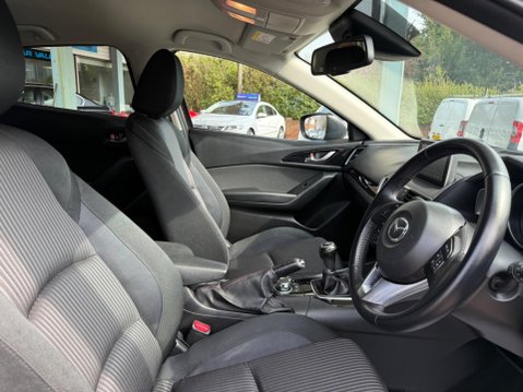 Mazda 3 2.0 SKYACTIV-G SE-L Euro 5 (s/s) 5dr 26