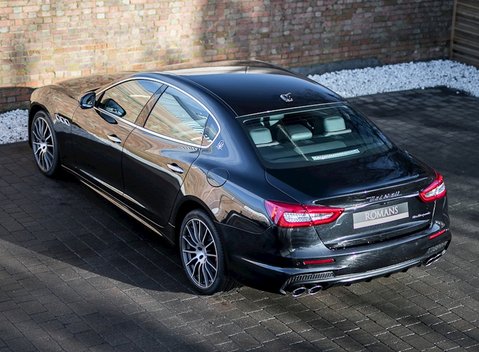 Maserati Quattroporte DV6 9