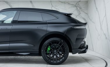 Aston Martin DBX 707 35