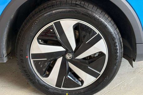 MG ZS 51.1kWh Trophy Connect SUV 5dr Electric Auto (176 ps) 16