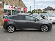 Ford Focus ST-LINE 9
