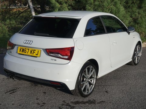 Audi A1 1.4 TFSI CoD Black Edition S Tronic Euro 6 (s/s) 3dr (Nav) 19