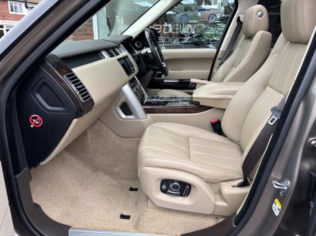 Land Rover Range Rover TDV6 VOGUE SE 9