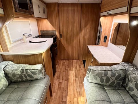 Lunar Quasar 462   25