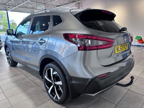 Nissan Qashqai 1.6 DIG-T Tekna+ Euro 6 (s/s) 5dr 5